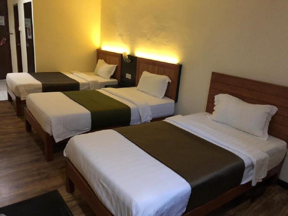 Hotel Sarina Mukah Экстерьер фото
