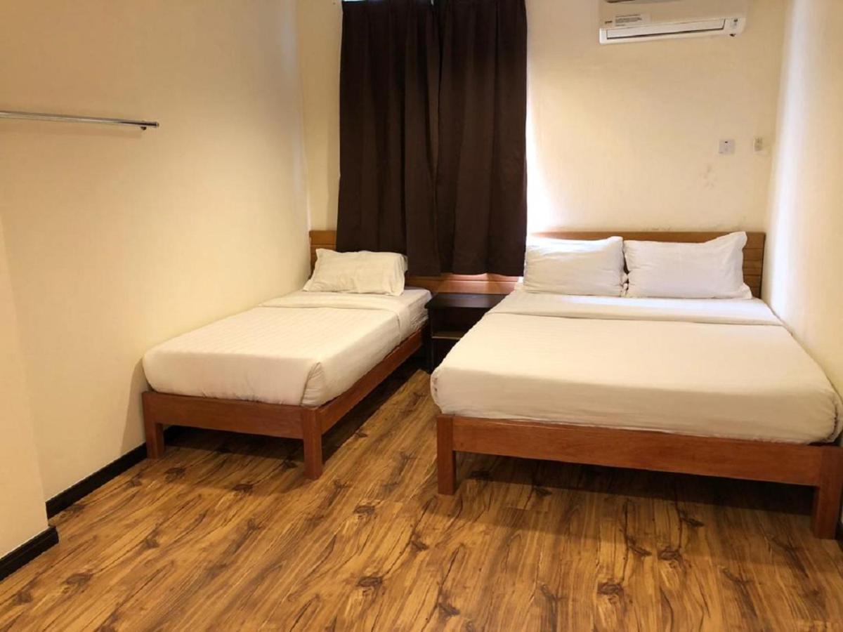 Hotel Sarina Mukah Экстерьер фото