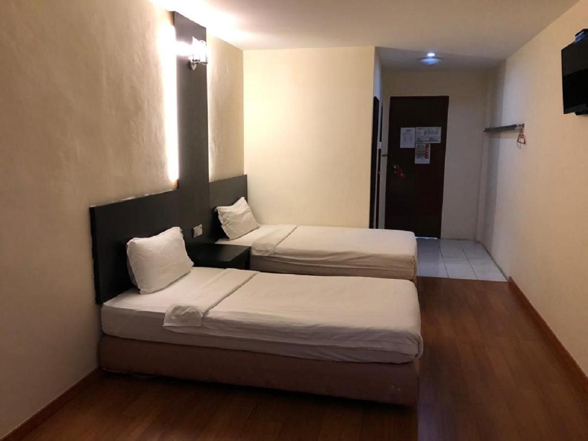 Hotel Sarina Mukah Экстерьер фото